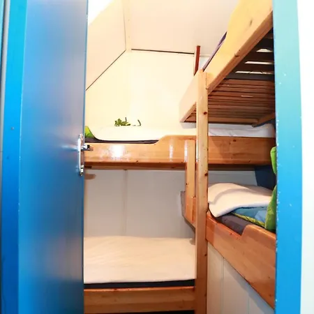 Segelschiff Loth Lorien Båthotell *